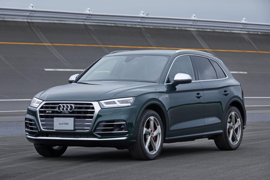  Audi SQ5 3.0 TFSI 2017 года  (JP) (фото 1 из 18)